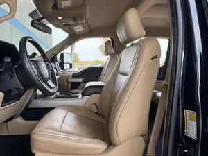 2017 Ford F-350 Lariat - Product Image 5