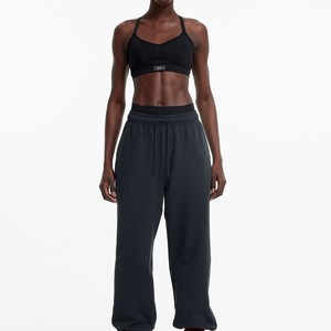 Sujetador deportivo para mujer hecho a medida, ligero y sin costuras, espalda cruzada, Top corto de gimnasio, sujetador acolchado de entrenamiento a la venta - Product Image 3