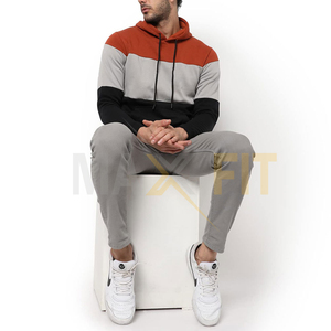 Venta al por mayor de los hombres de moda de invierno logotipo personalizado Vintage polar bolsillo con capucha pulóver con ajuste suelto y patrón sólido multicolor - Product Image 4