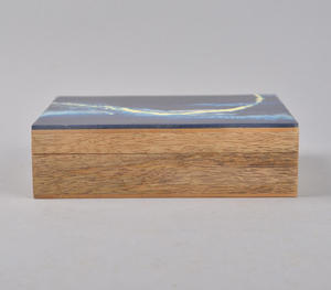 Caja de Joyería de Madera y Resina de Lujo Hecha a Mano, Organizador de Almacenamiento Rectangular Decorativo Personalizado para Anillos, Collares y Pendientes Premium - Product Image 1