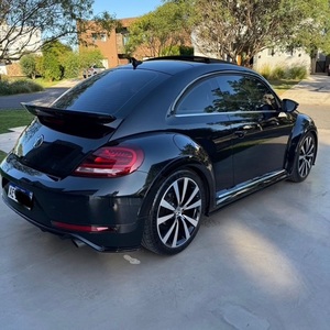 Volkswagen 2.0 TSI Sport R, champion des ventes - Product Image 2