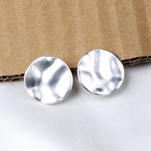 Boucles d'oreilles en argent sterling 925 martelées faites à la main pour femmes pour les fiançailles de mariage directement du grossiste - Product Image 1