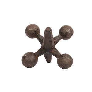 Metal Sage Brook Home Gun Jacks Decor es una escultura que está hecha de metal y tiene una pieza decorativa de bronce en su hogar - Product Image 1