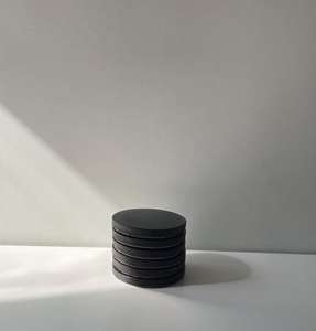 Ensemble de sous-verres en ardoise dans une boîte cadeau décorative, tampons de boisson en pierre naturelle pour les acheteurs à l'exportation, marque d'entreprise, événements promotionnels - Product Image 3