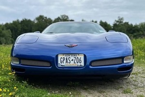 Chevrolet Corvette Z06 2024 d'occasion, surpuissée, orientée vers la course, précision de fabrication, aérodynamique optimisée, vitesse optimisée, cuir façonné, en vente - Product Image 2