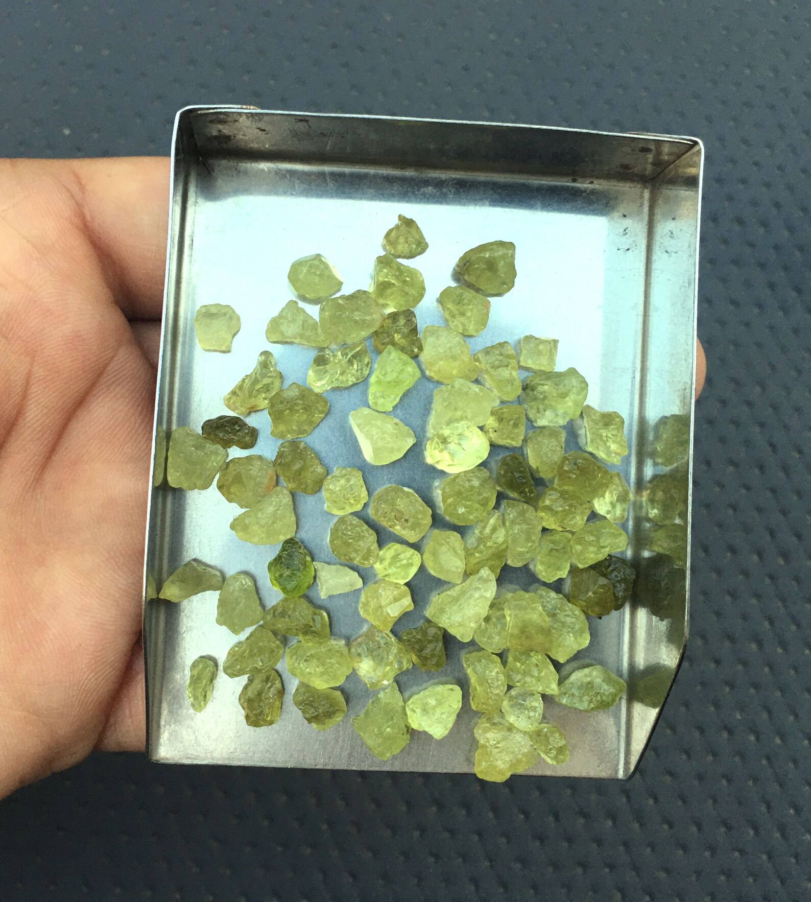 สีเขียว