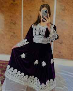 Vestido antiguo Afghani Vintage Banjara con encaje de lentejuelas bordado a mano y vestido único bohemio lavable - Product Image 4