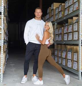 Seamless High Waist Butt Athletic <b>Leggings</b> 90% <b>Nylon</b> 10% Spandex Soft and Comfortable Yoga <b>Legging</b> with Solid Pattern - Product Image 3