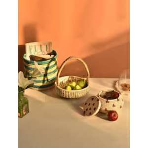 Panier en rotin naturel rustique avec tissage artisanal pour une organisation charmante du salon et de la chambre à coucher - Product Image 2