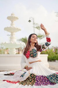 100% tela de algodón puro bordado multicolor borde de encaje trabajo este Lehenga para todas las ocasiones es perfecto para Mehendi Dandiya, - Product Image 5