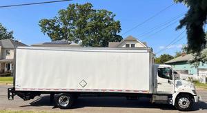 2020 usati HI NO 268 6.7L DIESEL 230HP BOX truck cambio automatico - Product Image 3