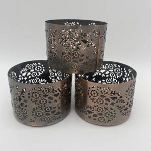 Porte-bougie en fer fait à la main avec éclairage de conception standard pour la décoration de table d'hôtel de Noël - Product Image 5