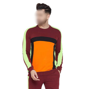 Sudaderas de invierno con el mejor diseño fabricado en Pakistán, tela suave transpirable de calidad superior, estilo informal con estampado en relieve - Product Image 1