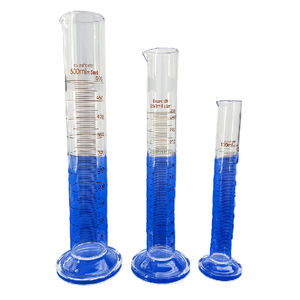 Cilindro de laboratorio de 15 ml utilizado en pruebas de laboratorio - Product Image 1