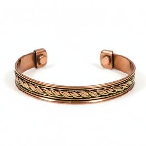 Bracelet jonc ouvert en laiton plaqué argent pour femme, tendance, personnalisé, gravure personnalisée pour la vente en gros - Product Image 1