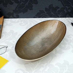 Bol de décoration moderne Accent Nouveau design Bol de service en verre et métal avec tige superposée à la main en aluminium - Product Image 4