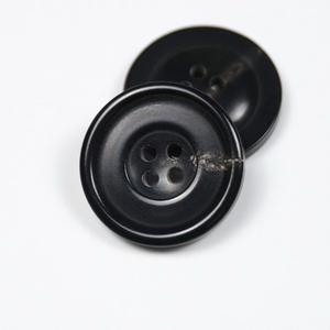 Botón Natural de Cuerno de Búfalo al por Mayor, Acabado en Blanco para Accesorios de Ropa, Alta Calidad - Product Image 1