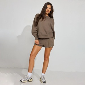 Ensemble short plissé et sweat-shirt décontracté pour femme, uni, au-dessus du genou, respirant, élégant, deux pièces, tendance pour tenue - Product Image 2