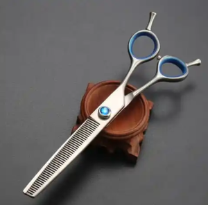 Ciseaux professionnels de toilettage pour chiens de compagnie en acier inoxydable Kit de ciseaux droits amincissants incurvés - Product Image 5