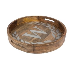 Plateau en bois naturel fait à la main de forme ronde Plateau en bois Plateau de service en bois avec poignée en métal - Product Image 6
