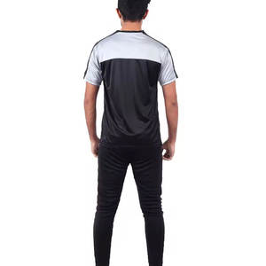 2025 nueva llegada al por mayor verano hombres Casual camiseta y pantalones conjunto transpirable camiseta y pantalones conjunto - Product Image 5