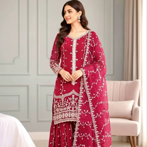 Nouvel ensemble prêt-à-porter traditionnel pour fête, haut et bas avec dupatta, broderie lourde - Product Image 5