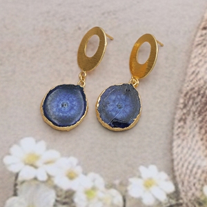 ทำด้วยมือ Dua ต่างหูห้อยควอตซ์พลังงานแสงอาทิตย์สีฟ้าทันสมัยเครื่องประดับทองเหลืองชุบทอง18K สำหรับผู้หญิง | ผู้ส่งออกผู้ผลิตในอินเดีย - Product Image 2