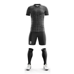Uniforme de football professionnel conçu pour les clubs et les ligues Graphiques sublimés durables Polyester durable Ajustement confortable - Product Image 3