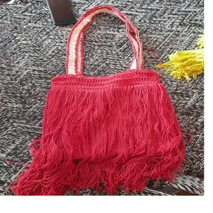 定制手工编织和手工钩编印花棉质手提袋，颜色漂亮，非常适合商店转售红色