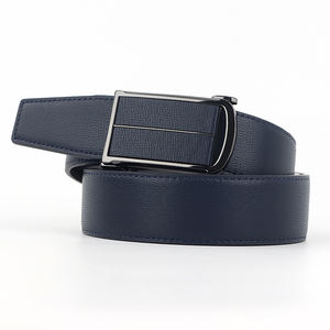 Ceinture en cuir classique pour homme, style business décontracté |   Prix d'usine OEM ODM Vente en gros Haute qualité Logo personnalisé Imperméable Respirant pour - Product Image 4