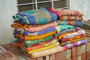 Wholesale Lot of Indian Vintage Cotton Kantha <b>Quilts</b> Handmade Sari Kantha <b>Throw</b> Blankets Beautiful Bohemian Bedding Blankets - Product Image 5