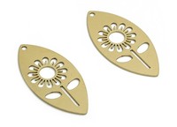 Beaux composants de bijoux en métal décoratif plaqué or en laiton filigrane de fleur en filigrane brillant pour la décoration