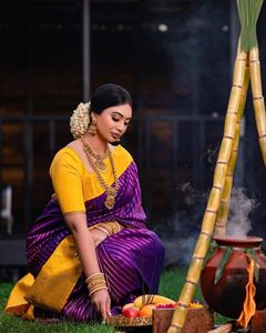 Dernier style de créateur Beautiful Rich Pallu Jacquard Saree de travail pour adultes vêtements indiens et pakistanais - Product Image 3