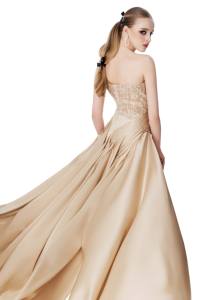 ชุดเดรส REGAL DRAPE _ ชุดราตรีหรูหราสไตล์กูตูร์จากแบรนด์ท้องถิ่นเวียดนาม - Product Image 3