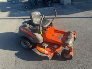 2017 Husqvarna Z248F <b>Lawn</b> <b>Mower</b> Turn <b>Lawn</b> <b>Mower</b> Excellent Features with 28v Voltage for Grass Cutting & Machine Grass Box - Product Image 3