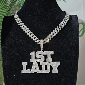 Elegante collar con placa de identificación personalizada con colgante helado y cadena cubana regalo de joyería personalizado para su cumpleaños o evento de Graduación - Product Image 6