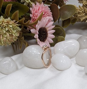 Bague de fiançailles de mariage en or massif, taille ronde, diamant cultivé en laboratoire Excellente bague en diamant torsadé - Product Image 3