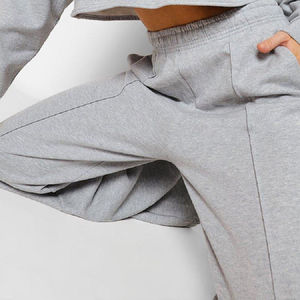 Vente en gros de survêtement femme en coton décontracté personnalisé crop top dames logo uni imprimé survêtement femme crop sweat dames - Product Image 2