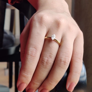 แหวนเพชรสำหรับผู้หญิงประดับ10kt สีทองสำหรับงานแต่งงานงานหมั้น - Product Image 3