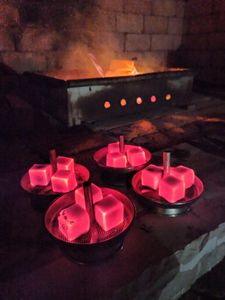 Briquettes de charbon de bois de coquille de noix de coco pour Shisha narguilé BBQ Cube modèles d'oreiller forfaitaire fabriqués à partir de matière première de bois dur - Product Image 6