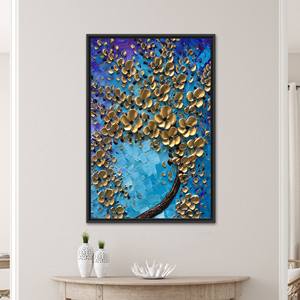 Elegante impresión en lienzo de flores doradas, decoración botánica abstracta, con marco negro - Product Image 1