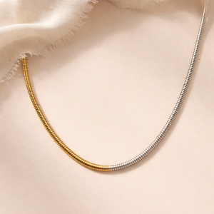 Collar de Cadena de Serpiente de Dos Tonos Chapado en Oro de Titanio para Fiestas y Aniversarios - Product Image 3