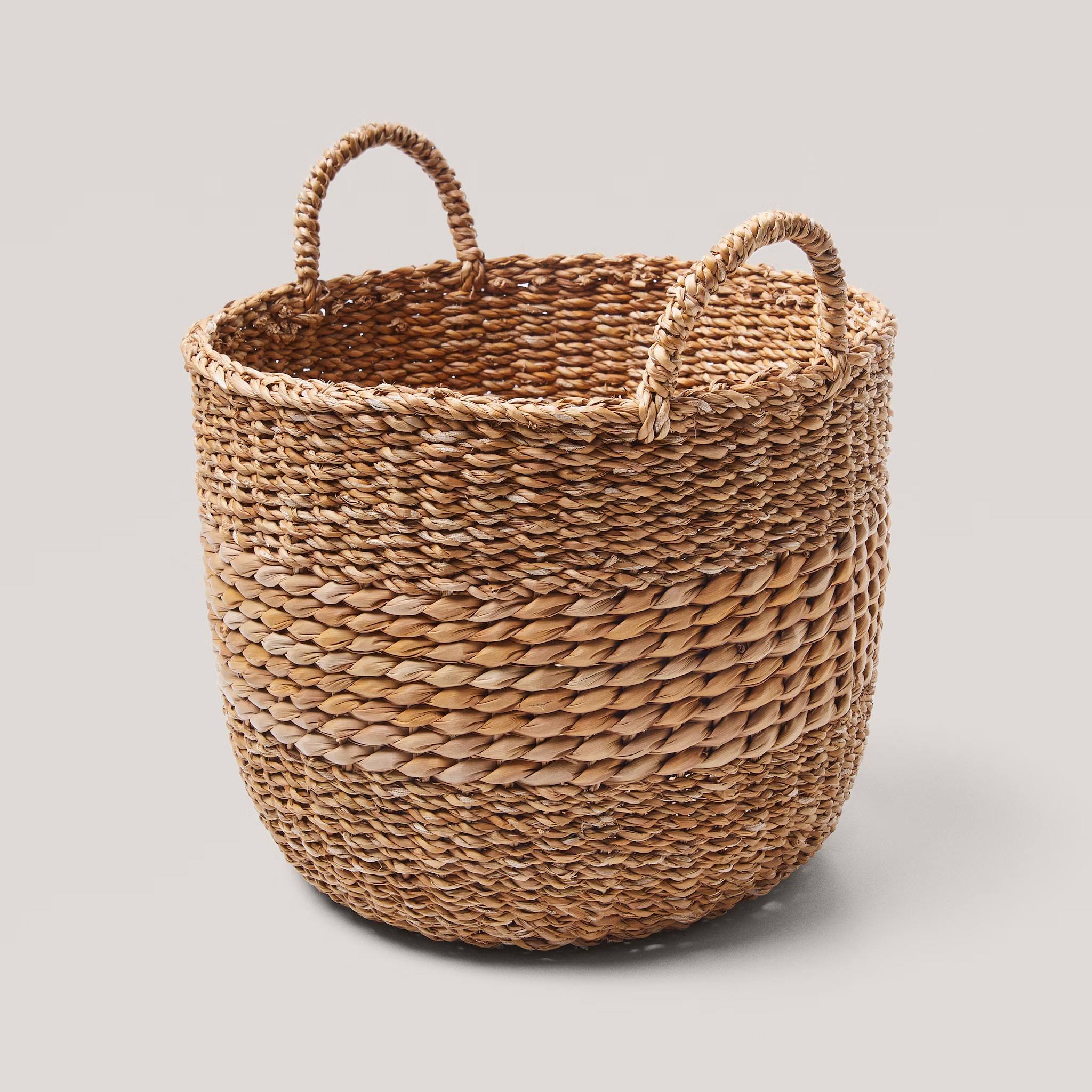 ธรรมชาติหรือที่กำหนดเอง