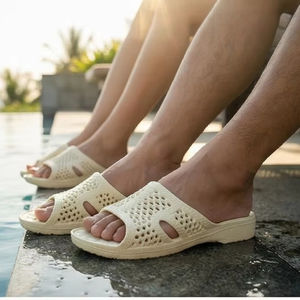 Sandalias de EVA con Punta Abierta, Cómodas para Todas las Estaciones, de Goma de Alta Calidad, Diseño a Rayas, Estilo Vietnamita, para Interiores y Exteriores - Product Image 1
