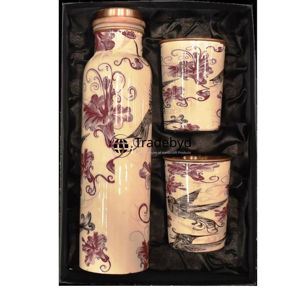 Bouteille en cuivre design parfaite pour les amateurs de yoga et de mode de vie sain avec style Tradebyd - Product Image 6