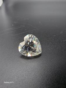 Impresionante alternativa de diamante brillante de moissanita en forma de corazón de 7,5mm para anillos de compromiso, pendientes, collares y colgantes - Product Image 6