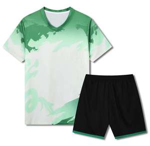 Uniforme de Fútbol Personalizado Premium para Hombre, Transpirable, de Secado Rápido, Manga Corta, 100% Poliéster, Duradero, con Degradado de Color - Product Image 6