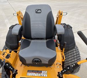 Cub Cadet Pro Z 960L Original, Cortadora de Césped Industrial de Grado Profesional, Motor V-Twin de 38.5 HP, Garantía de 3 Años, Soporte Personalizado OEM ODM - Product Image 6