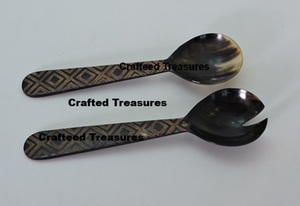 Juego de servidor de ensalada de cuerno natural de 2 piezas Cuchara y tenedor Utensilios de cocina personalizados para mezclar ensaladas Herramientas de servidor de ensalada al mejor precio - Product Image 4