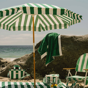 Parasol de plage moderne Amalfi de 6,5 pieds, imperméable, UPF 50+, auvent, cadre solide, parasol de soleil pour hôtel en plein air, parasol de piscine, parasol de jardin - Product Image 1